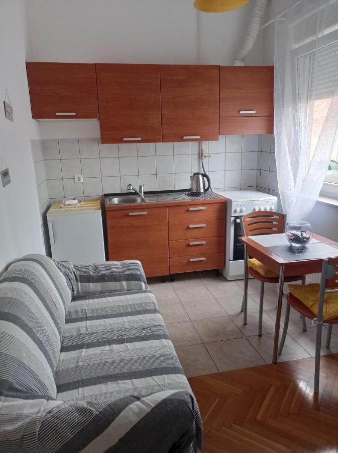 Donata Lägenhet Osijek Exteriör bild