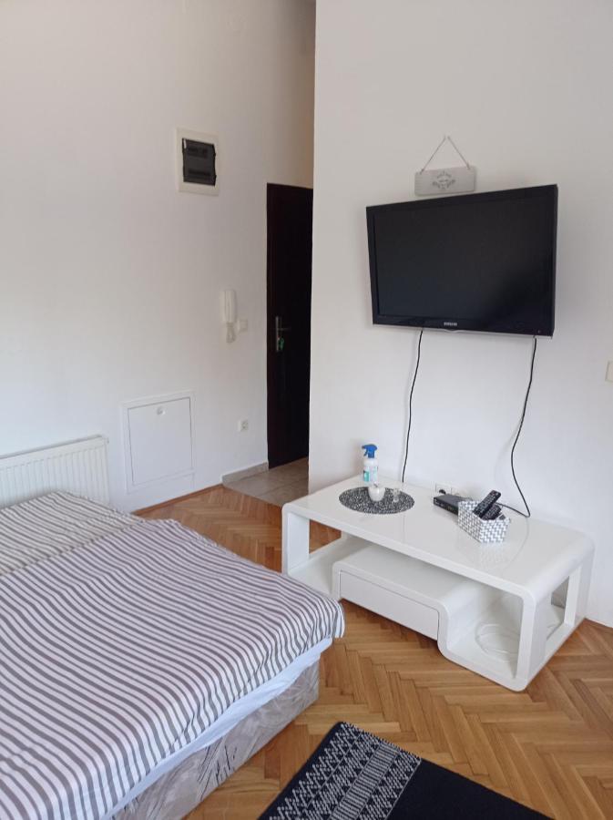 Donata Lägenhet Osijek Exteriör bild